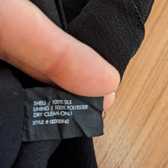 Club Monaco Silk100% skirt - Picture 2 of 4